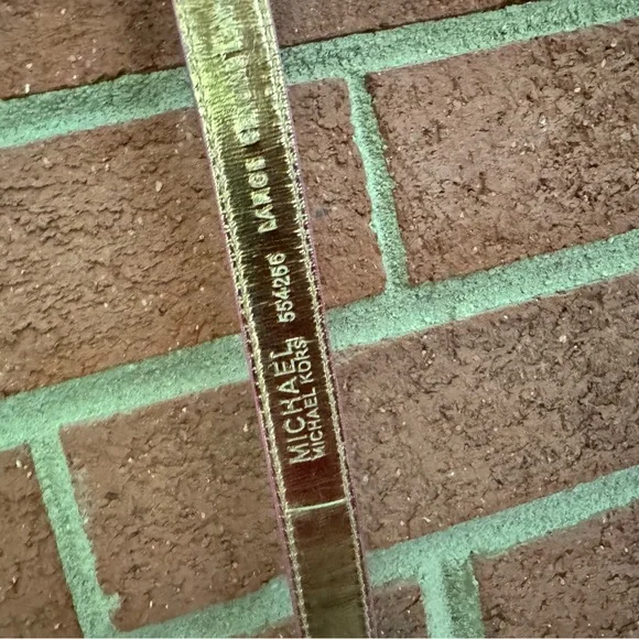 Michael Michael Kors Textured Pink Leather Belt - Picture 5 of 12